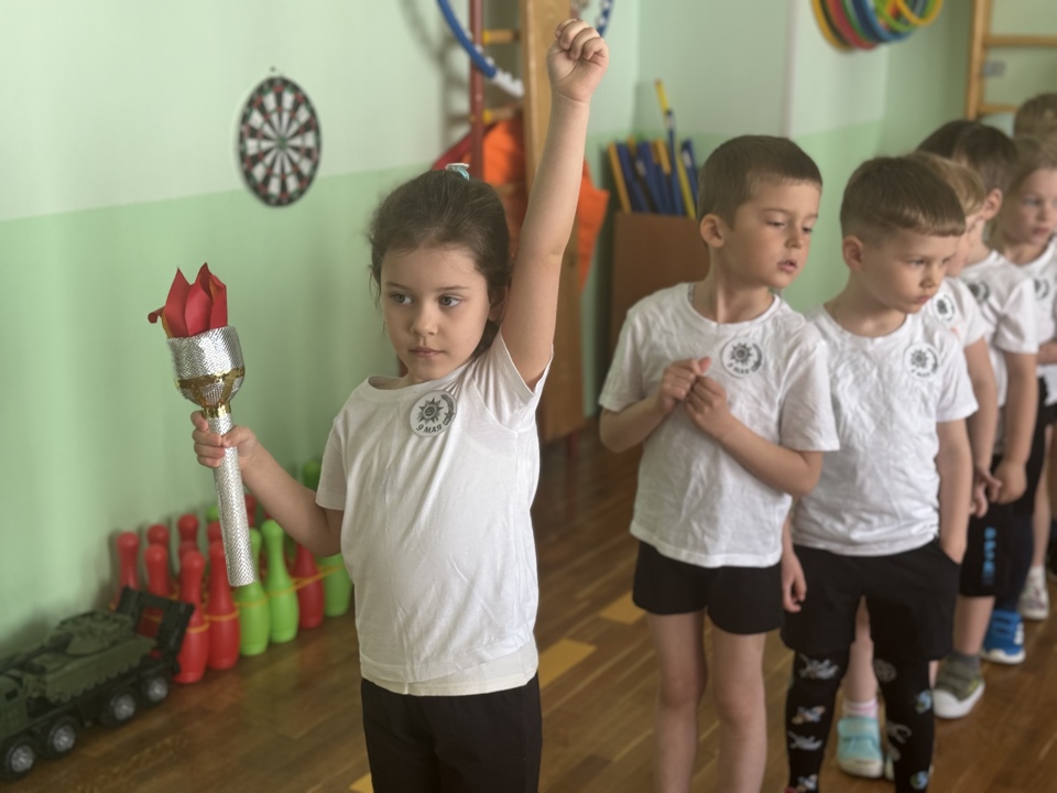 Подробнее о статье Физкультурный праздник “Тропа войны”