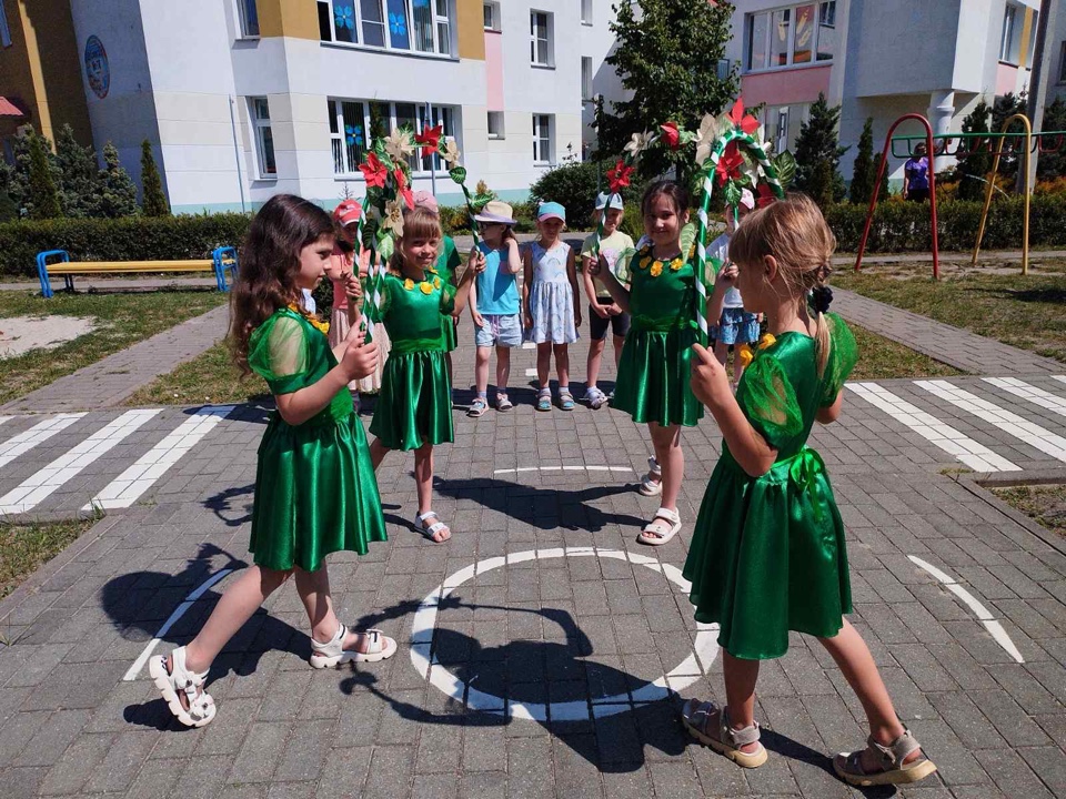 Подробнее о статье “Купалье”